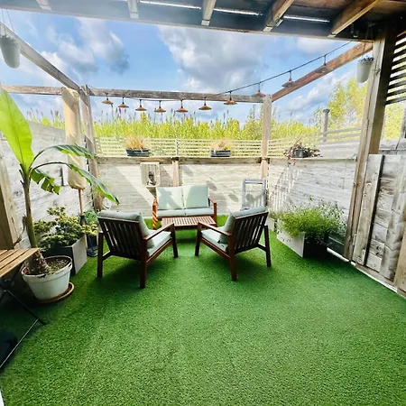 Lejlighed Atypique Ancien Hangar A Bateau